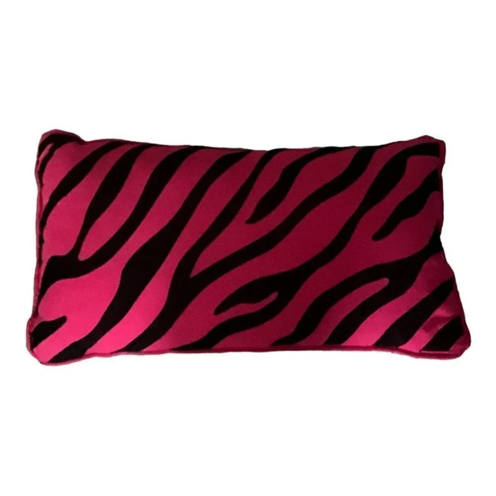 BED Accent Pillow